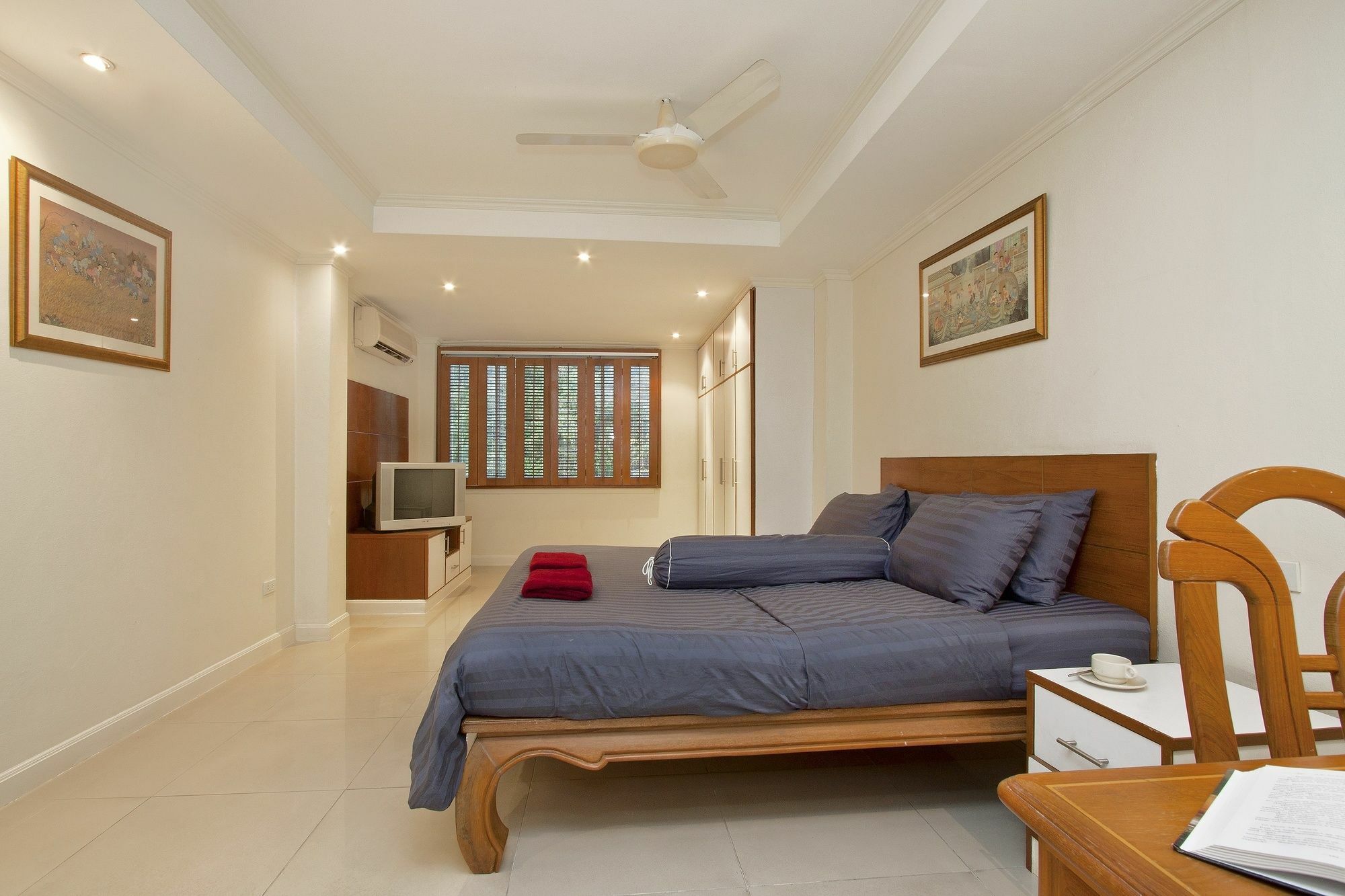 Argyle Apartments Pattaya Exterior photo